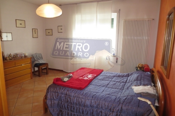 camera matriminiale - UNIFAM. AFFIANCATA THIENE (VI) NORD 
